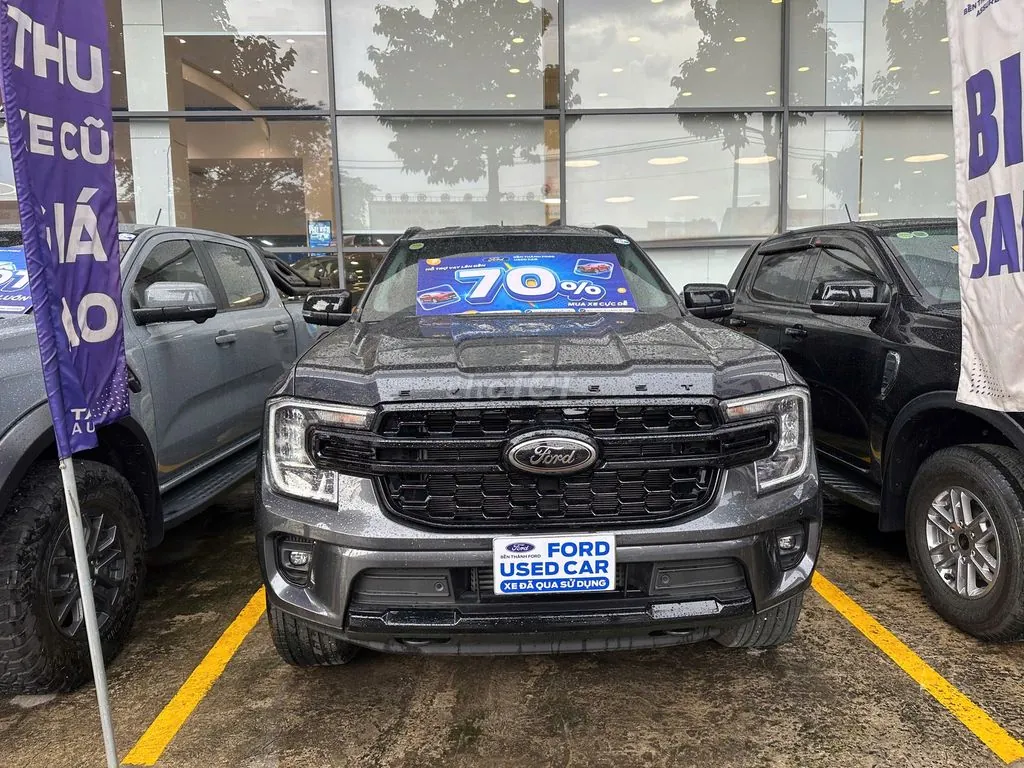 Ford Everest 2023 photo 3