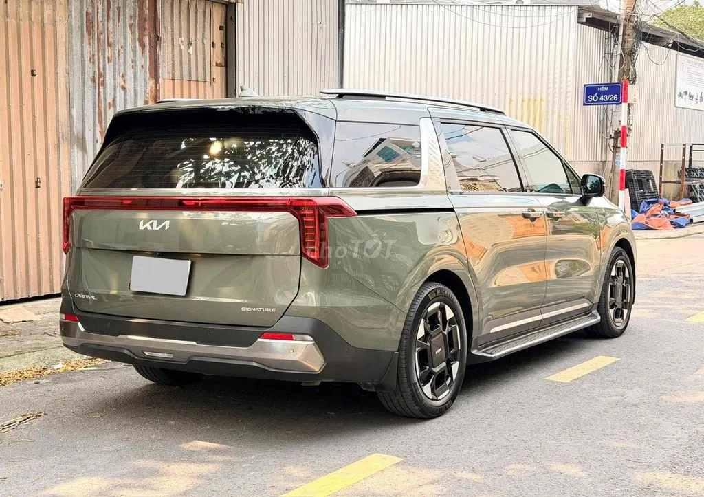 Kia Carnival 2025 photo 5