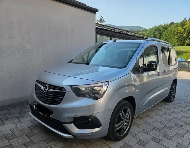Opel Combo 2021 photo 2