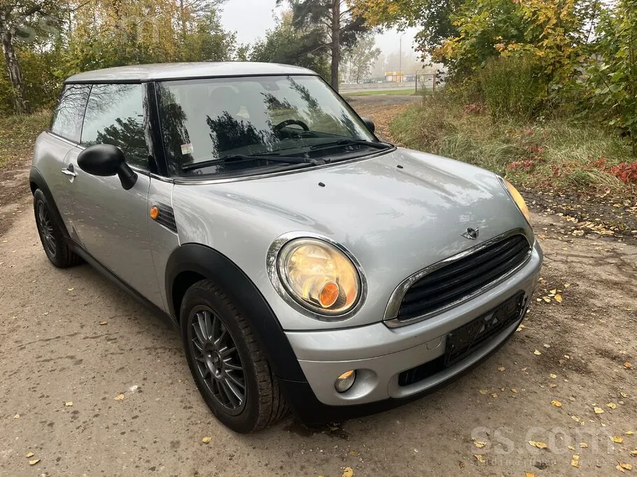 Mini One 2009 photo 4