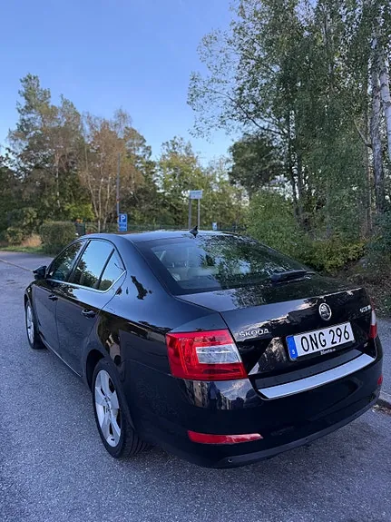 Skoda Octavia 2013 photo 3