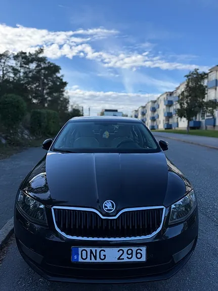 Skoda Octavia 2013 photo 2
