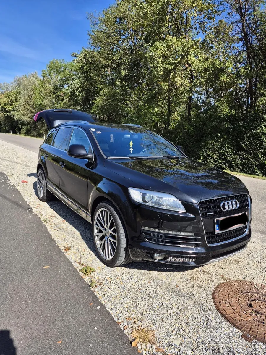 Audi Q7 2007 photo 3