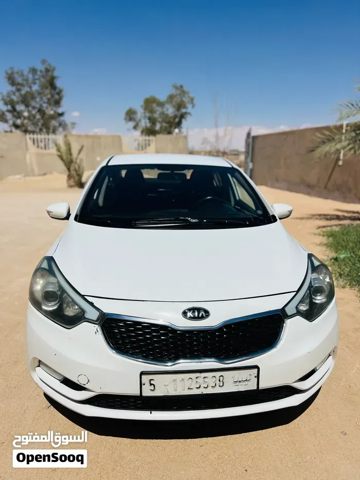Kia K3 2014 photo 5