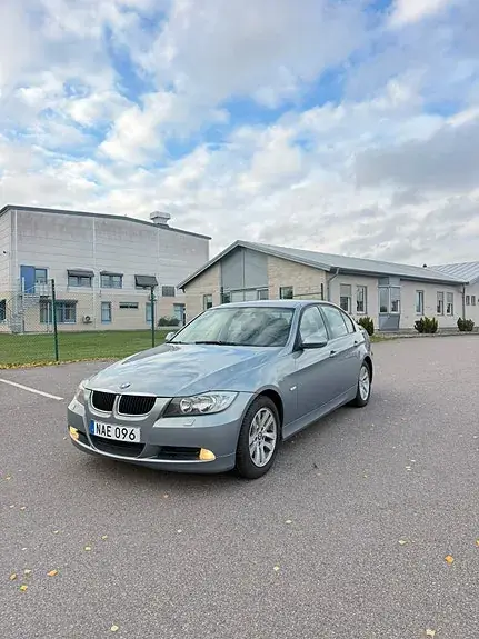 BMW 320I 2007 photo 2