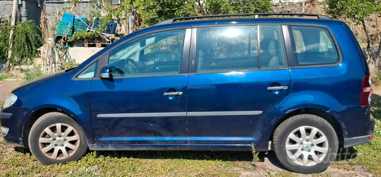 Volkswagen Touran 2013 photo 2