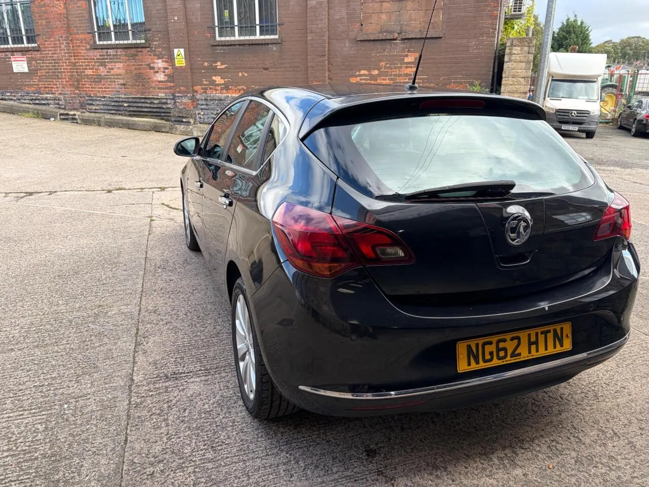Vauxhall Astra 2013 photo 5