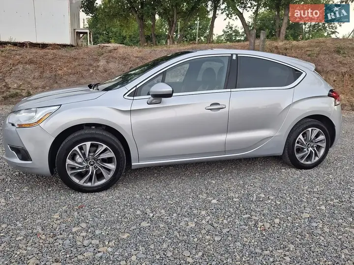 Citroen Ds4 2011 photo 3