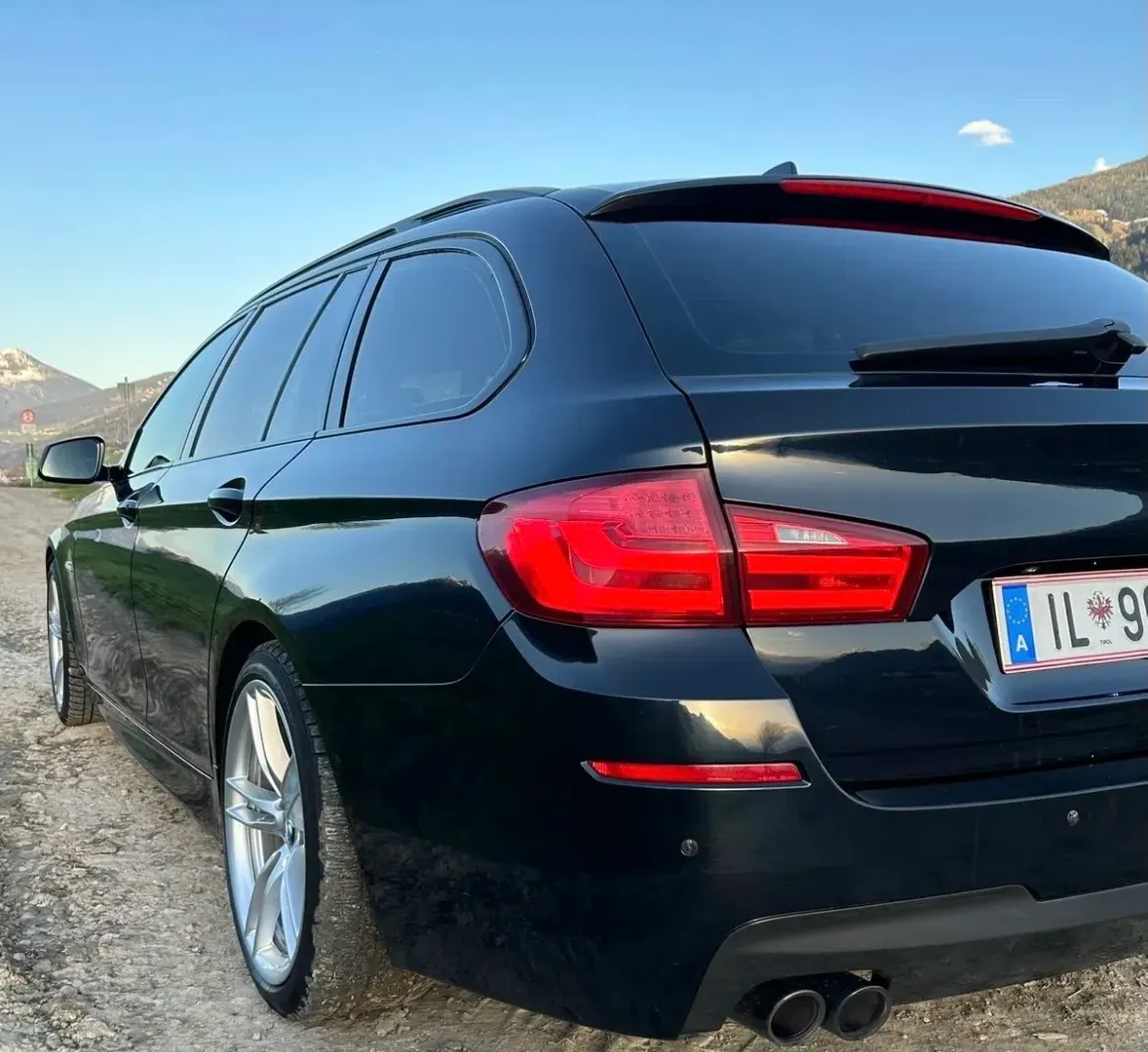 BMW 5 Series 2012 photo 3