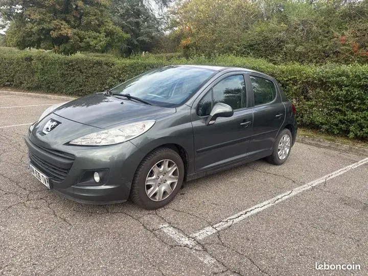 Peugeot 207