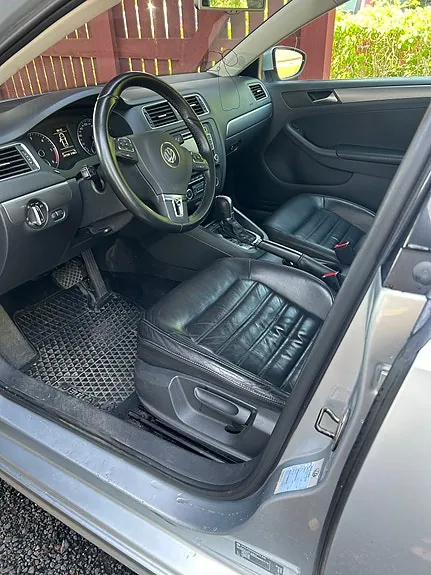 Volkswagen Jetta 2012 photo 5