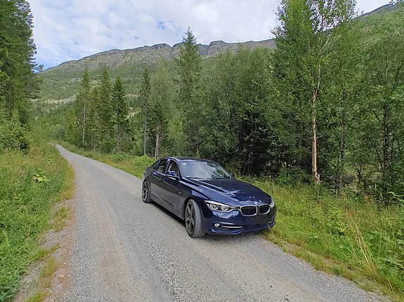 BMW 330I 2016 photo 5