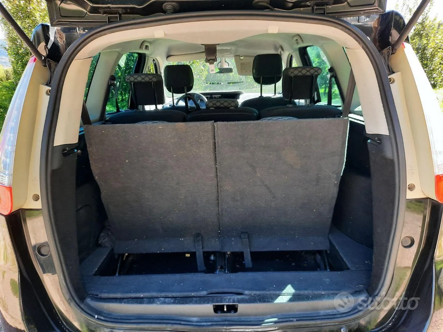 Renault Scenic 2010 photo 5