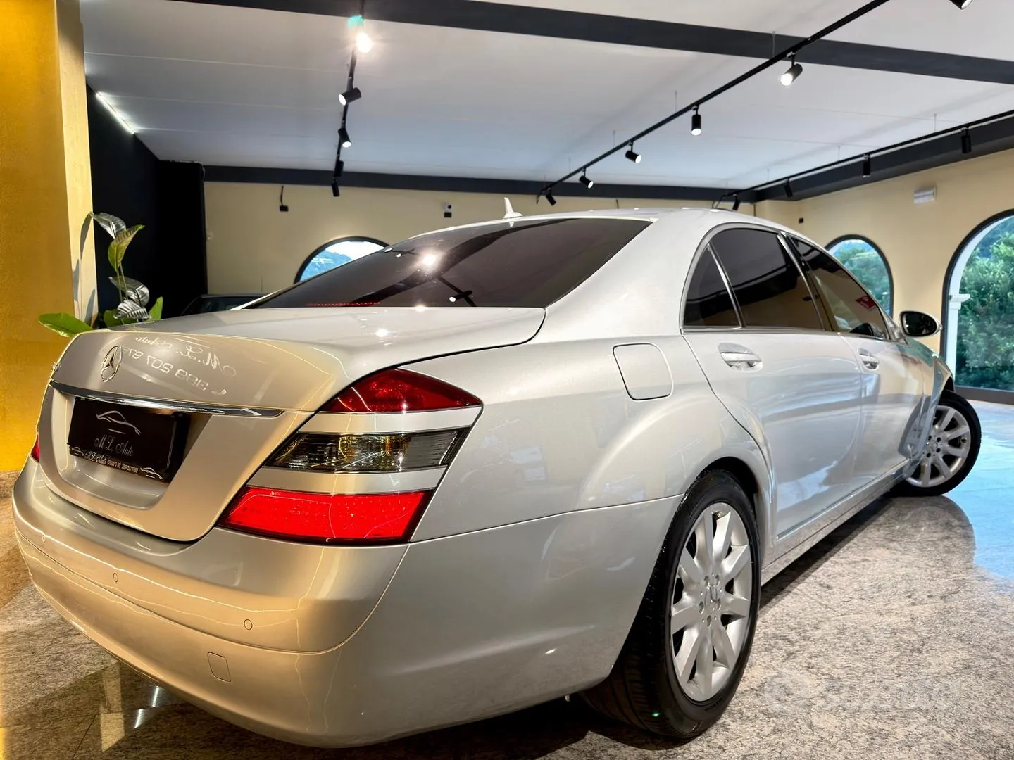 Mercedes-Benz S 500 2005 photo 2