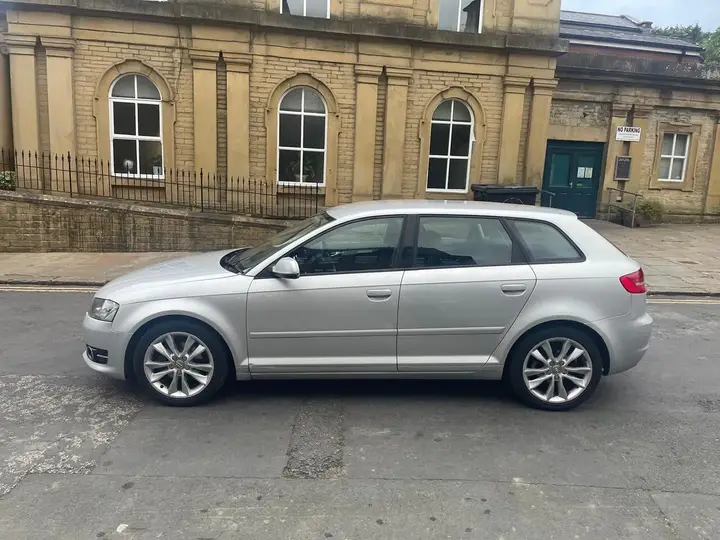 Audi A3 2012 photo 3