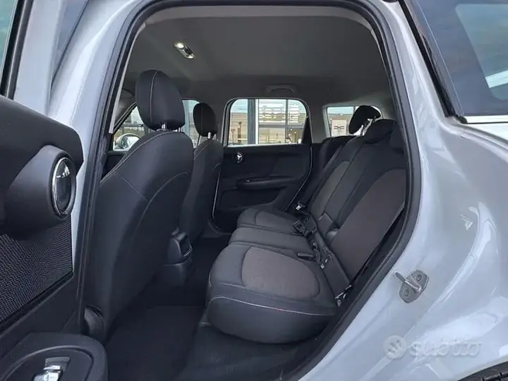 Mini Countryman 2018 photo 4