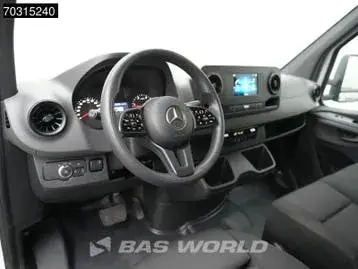 Mercedes-Benz Sprinter 2022 photo 3