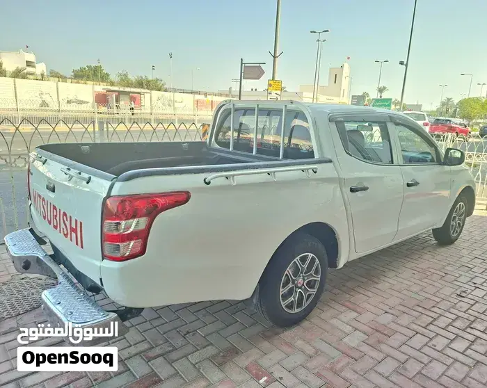 Mitsubishi L200 2018 photo 4
