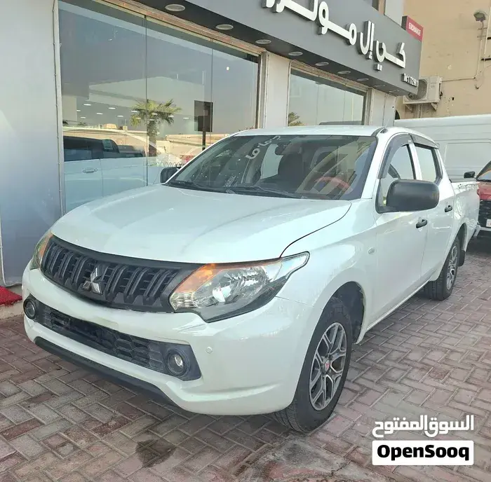 Mitsubishi L200 2018 photo 3