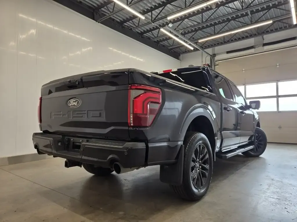 Ford F-150 2025 photo 3