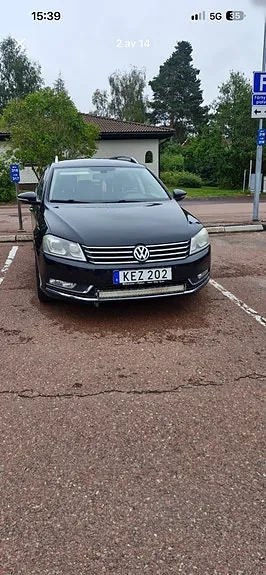 Volkswagen Passat 2012 photo 2