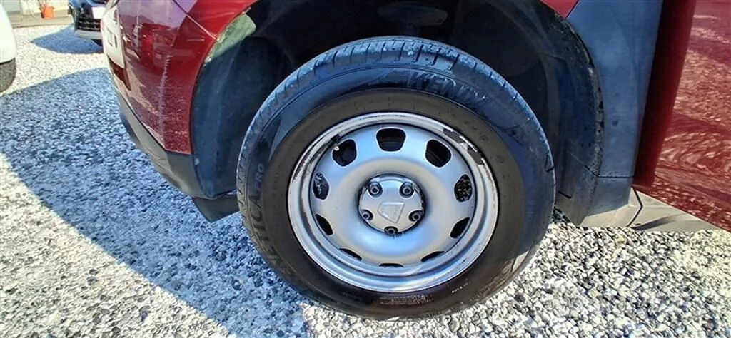 Dacia Duster 2022 photo 5