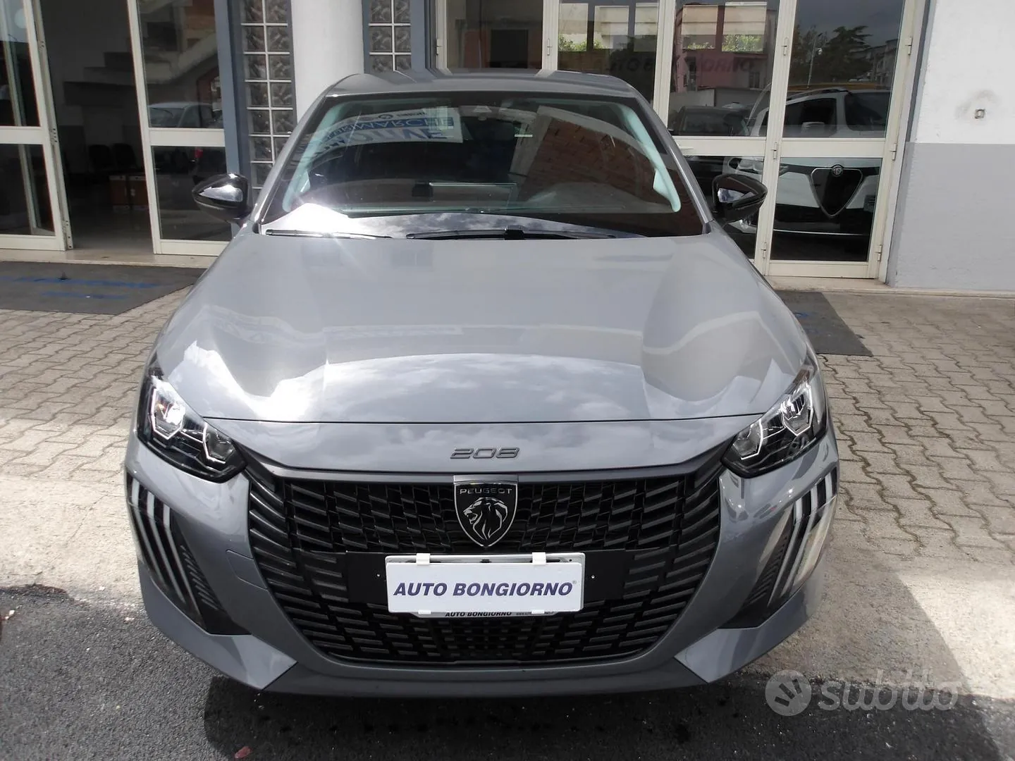 Peugeot 208 2024 photo 2