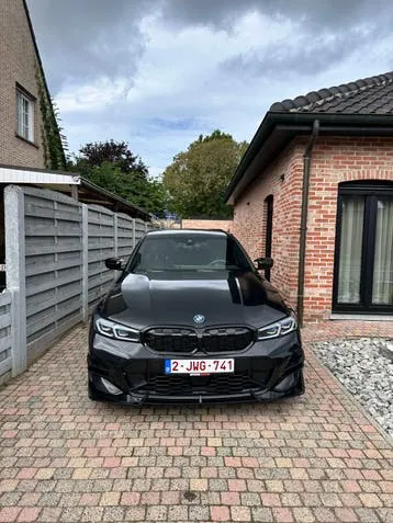 BMW 330E