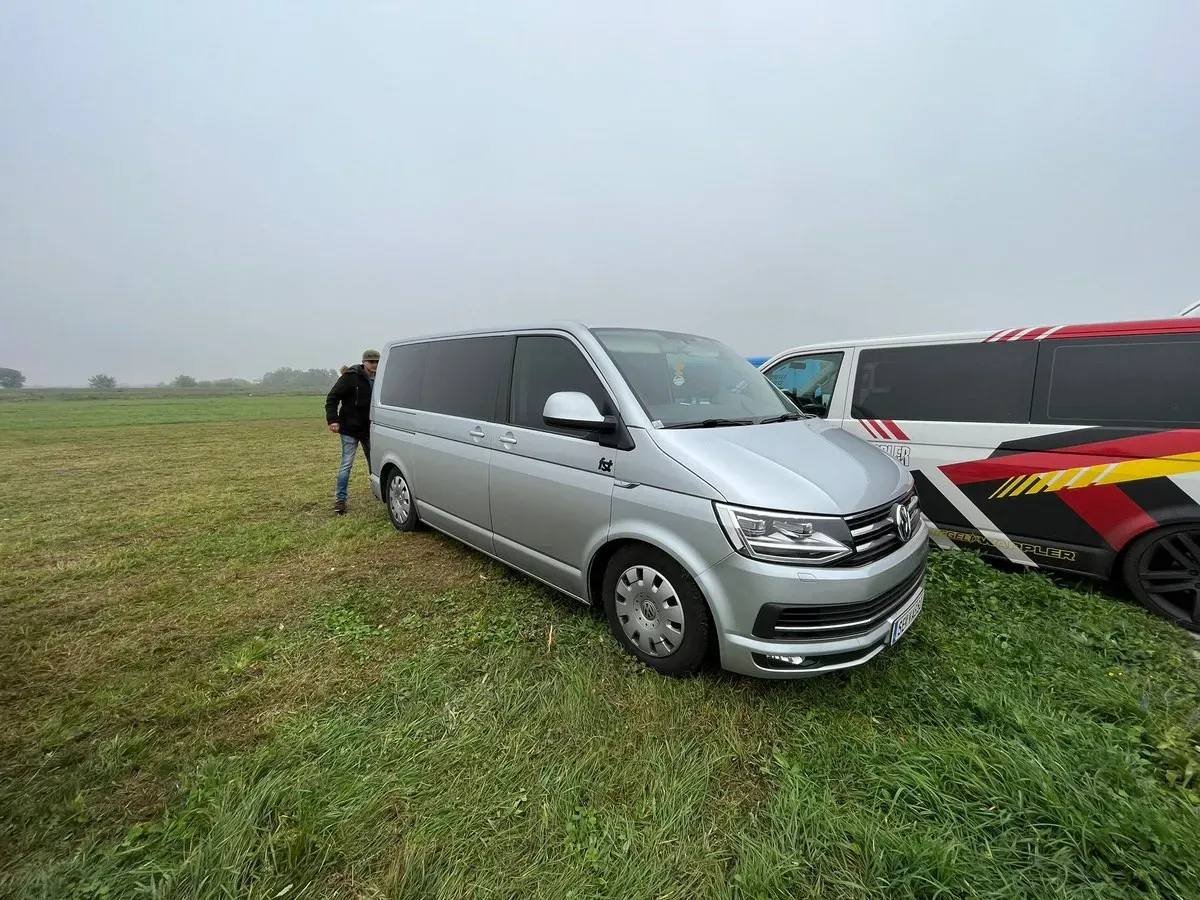 Volkswagen Caravelle 2009 photo 3