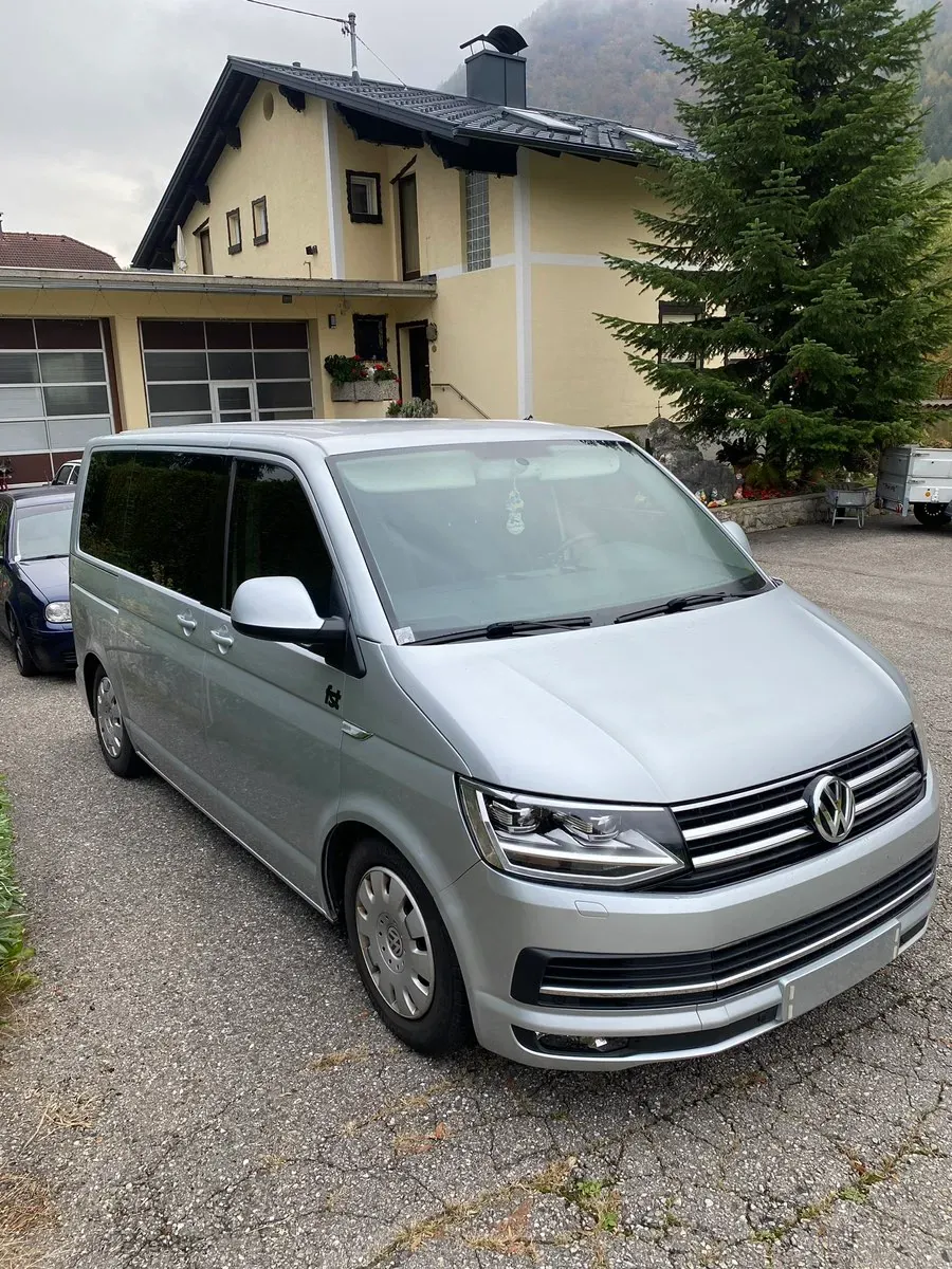 Volkswagen Caravelle