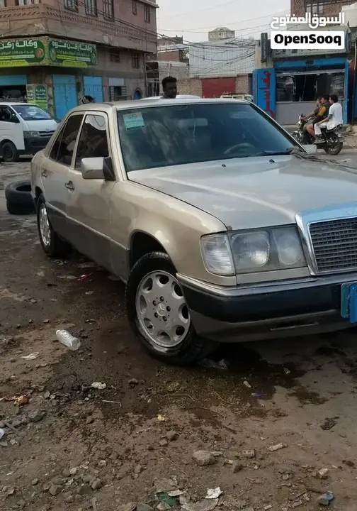 Mercedes-Benz E-Class 1995 photo 2