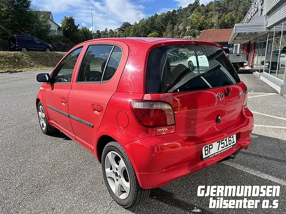 Toyota Yaris 2002 photo 4