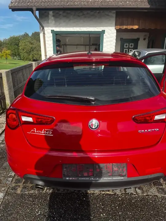 Alfa Romeo Giulietta 2020 photo 3