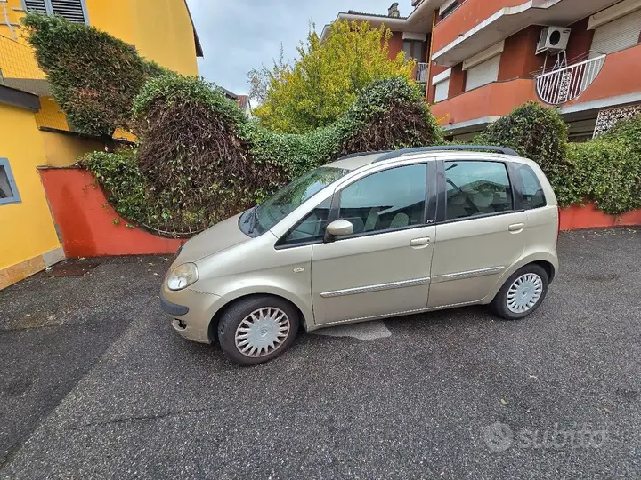Lancia Musa 2007 photo 2