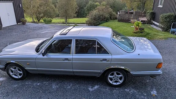 Mercedes-Benz 380 Se 1981 photo 4