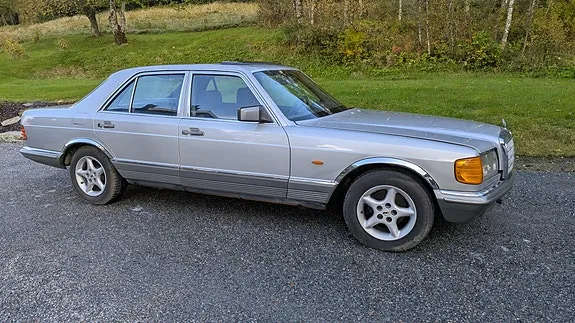 Mercedes-Benz 380 Se 1981 photo 2