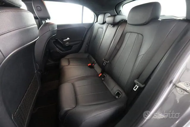 Mercedes-Benz A 180 2019 photo 3