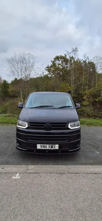 Volkswagen Transporter 2011 photo 2