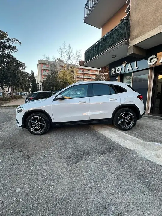 Mercedes-Benz Gla 2022 photo 2