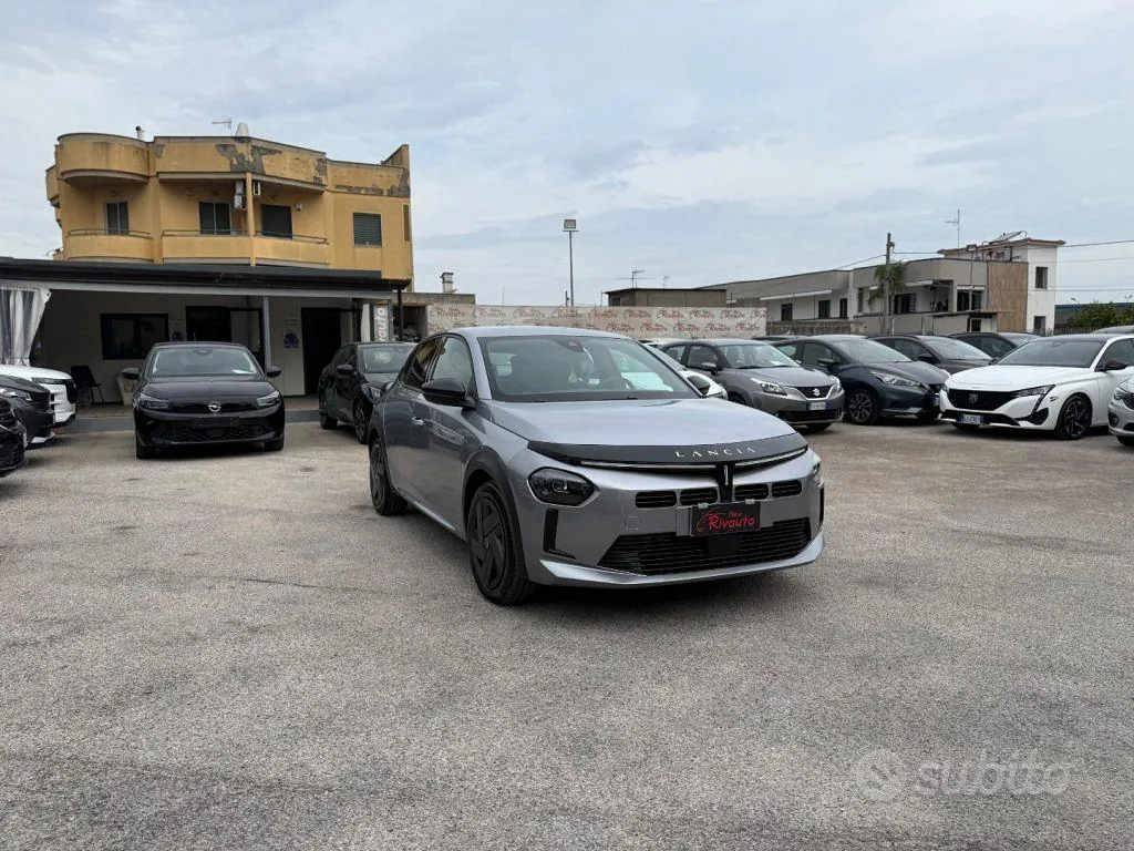 Lancia Ypsilon 2025 photo 3