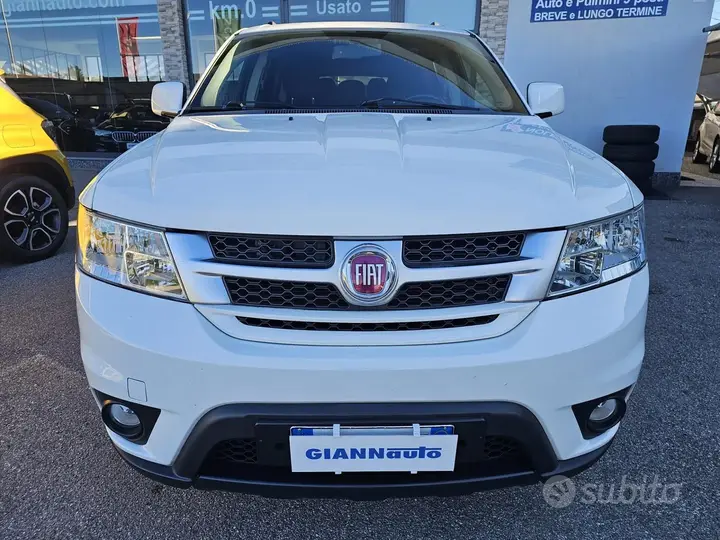Fiat Freemont 2015 photo 2