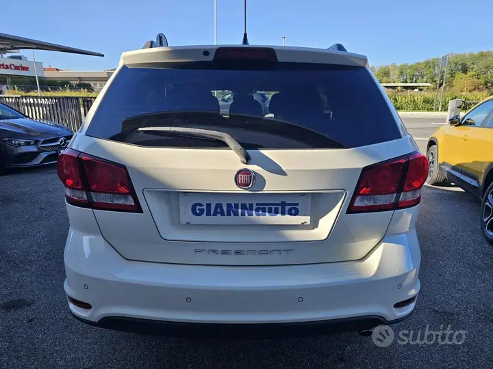 Fiat Freemont 2015 photo 5