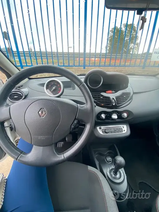 Renault Twingo 2012 photo 4