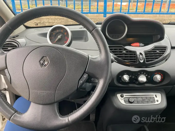 Renault Twingo 2012 photo 5