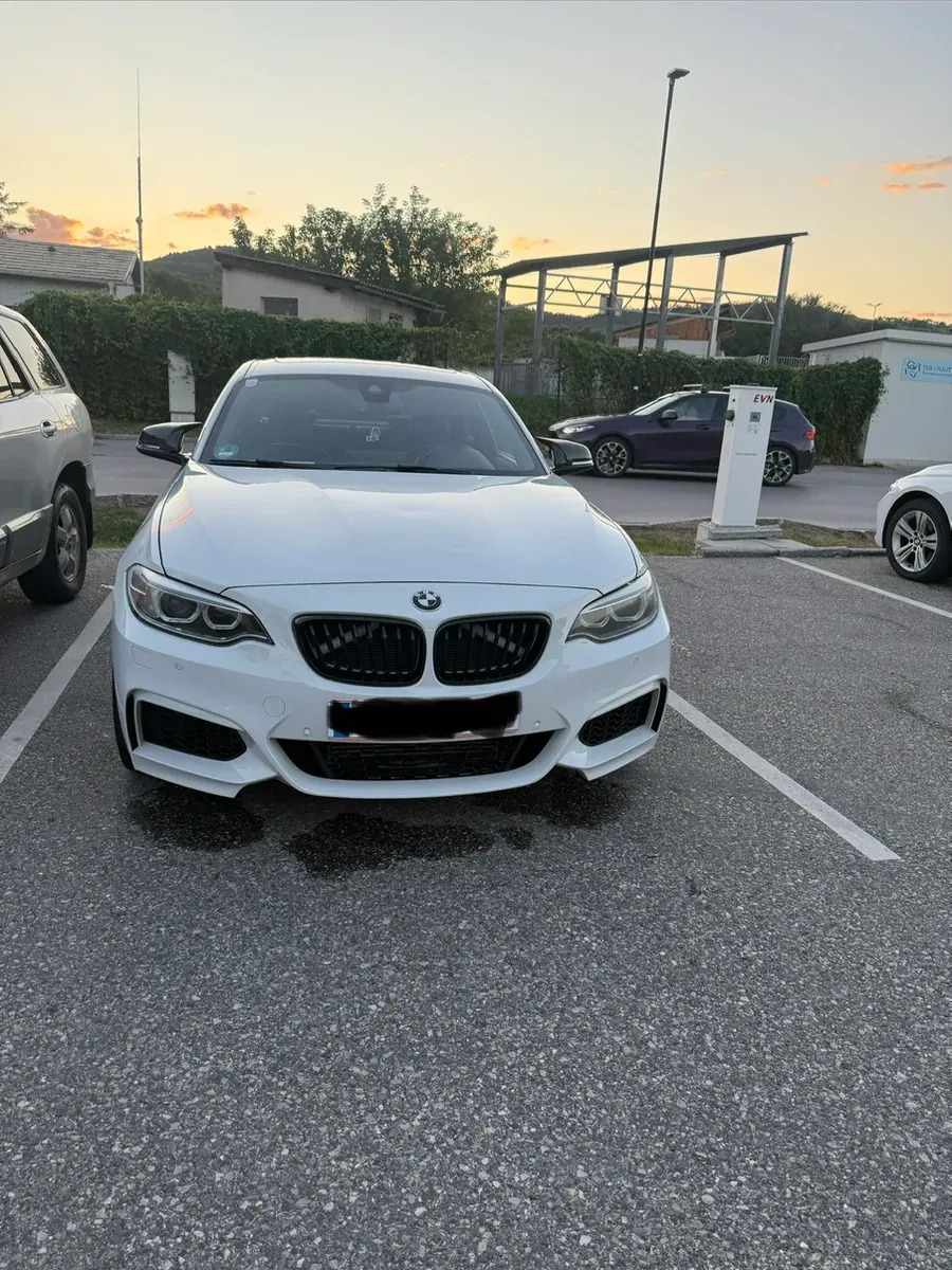 BMW M235I 2014 photo 2