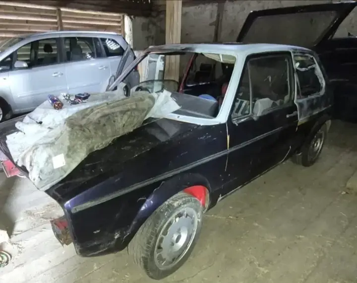 Volkswagen Golf 1 Gti