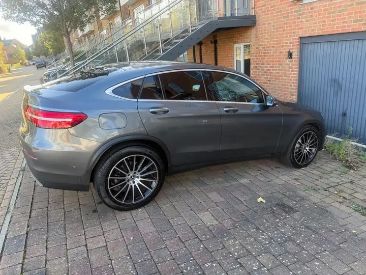 Mercedes-Benz Glc 2019 photo 5