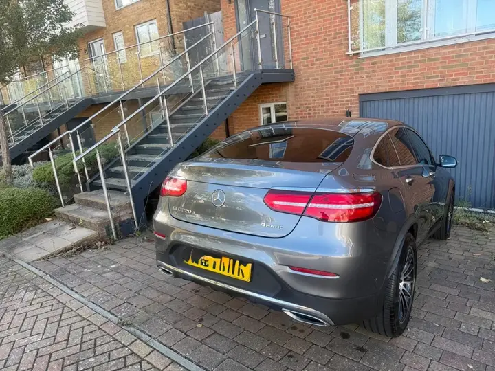 Mercedes-Benz Glc 2019 photo 2