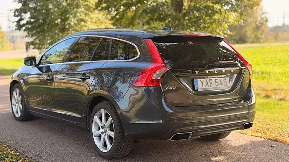 Volvo V60 2016 photo 3