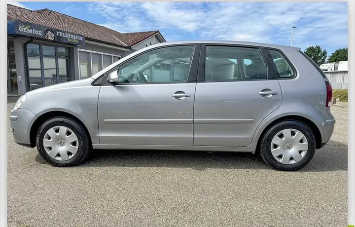 Volkswagen Polo 2007 photo 2